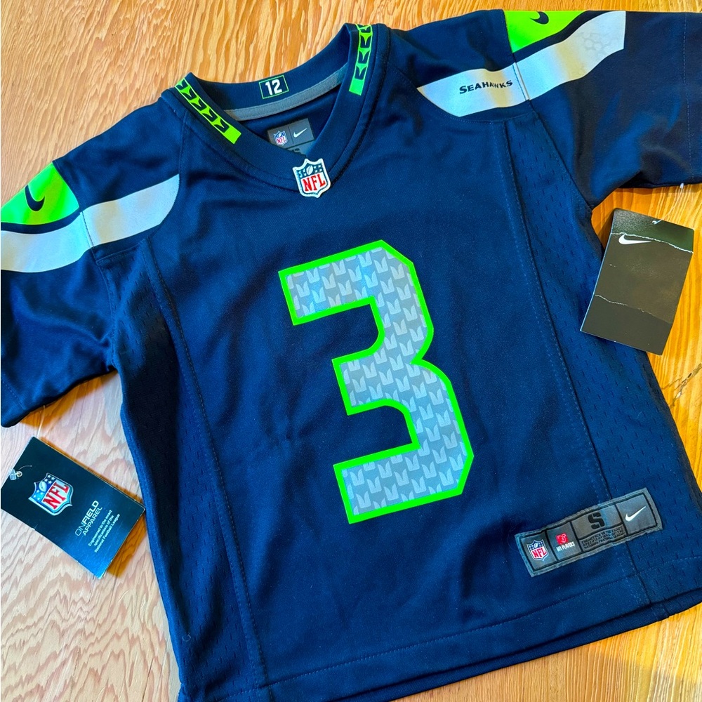 Kids Seahawks jersey , Wilson , brand new with tags!
